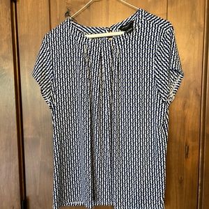 EUC Liz Clairborne Career blouse
